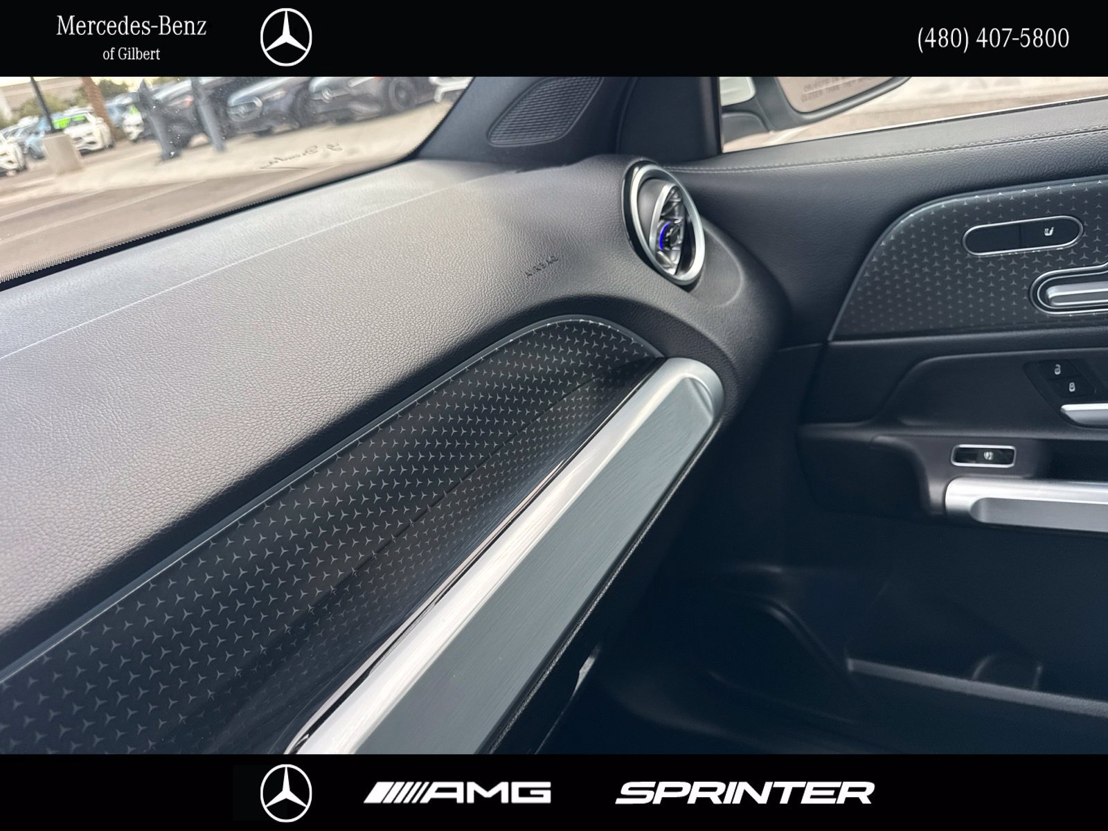 Used 2024 Mercedes-Benz GLB 250 image 26