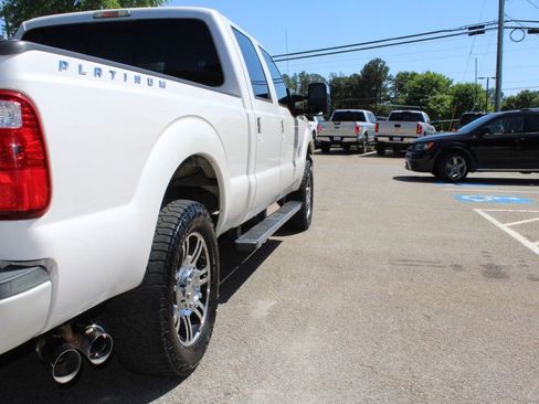 Used 2015 Ford F250 Platinum w/ FX4 Off-Road Package AWD/4WD image 40