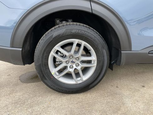 New 2026 Ford Explorer Active RWD image 54