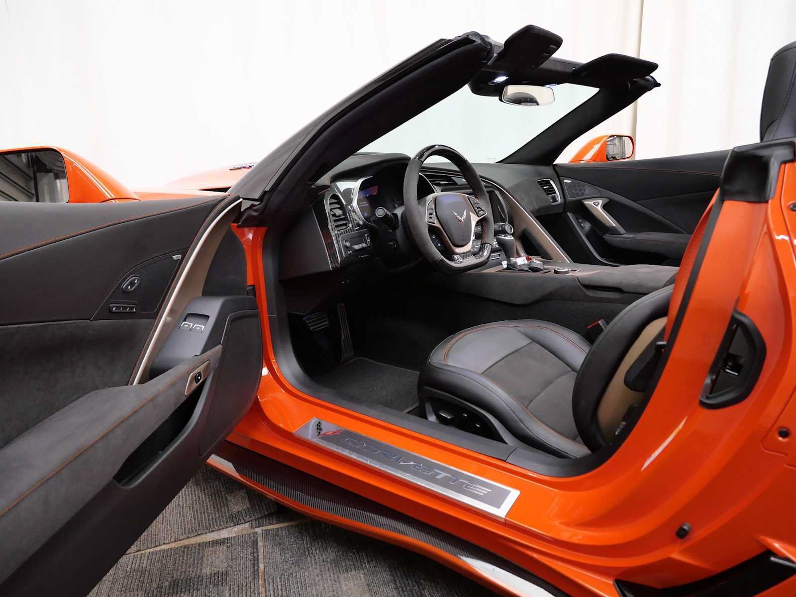 Used 2019 Chevrolet Corvette ZR1 RWD image 19