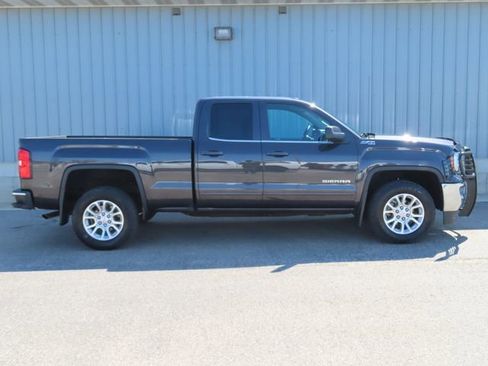 Used 2016 GMC Sierra 1500 SLE w/ SLE Value Package image 2