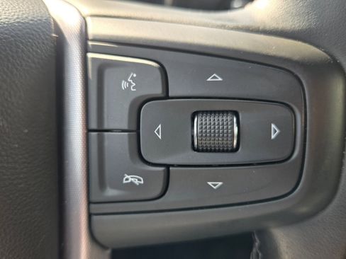 Used 2024 GMC Sierra 1500 SLT image 25