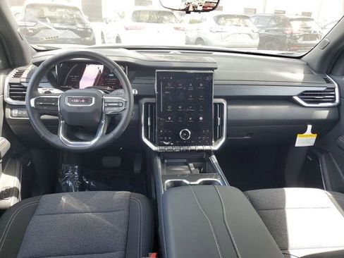 New 2026 GMC Acadia Elevation image 12