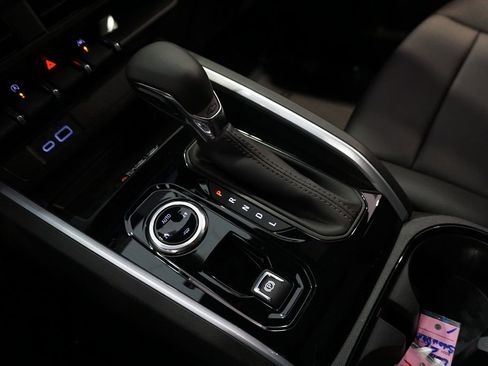 Certified 2025 Chevrolet Colorado LT w/ LT Convenience Package image 15