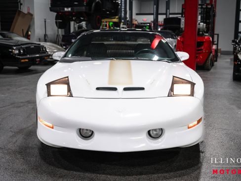 Used 1996 Pontiac Firebird Trans Am RWD image 8