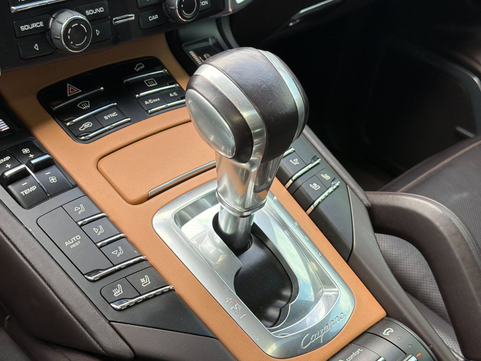 Used 2016 Porsche Cayenne S AWD/4WD image 20