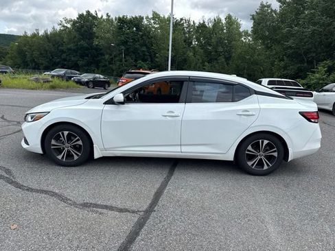 Certified 2022 Nissan Sentra SV w/ All-Weather Package FWD image 8