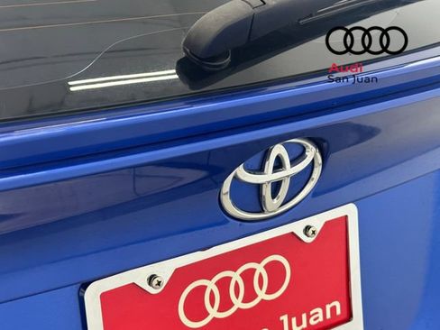 Used 2022 Toyota C-HR XLE FWD image 12