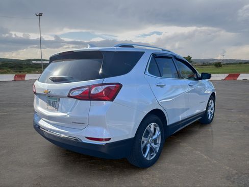 Used 2019 Chevrolet Equinox Premier FWD image 3