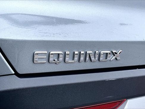 Used 2025 Chevrolet Equinox LT image 9