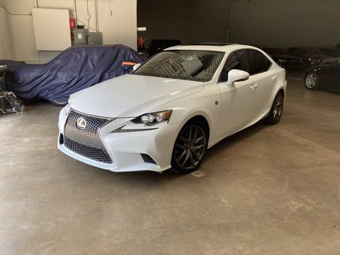 Used 2016 Lexus IS 200t w/ F Sport Package RWD image 1