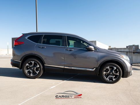 Used 2017 Honda CR-V Touring image 8