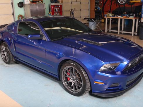 Used 2014 Ford Mustang GT Premium w/ Comfort Package image 21