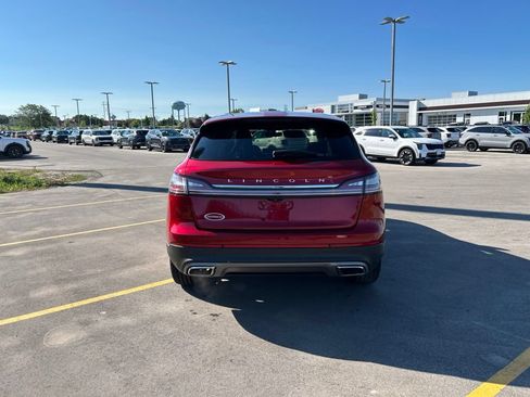 Certified 2021 Lincoln Nautilus Reserve AWD/4WD image 7