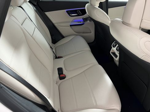 New 2026 Mercedes-Benz GLC 300 4MATIC image 23