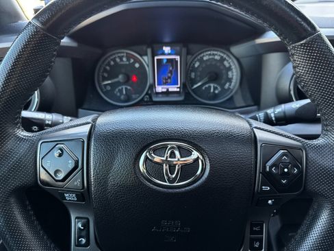Used 2021 Toyota Tacoma TRD Pro AWD/4WD image 22