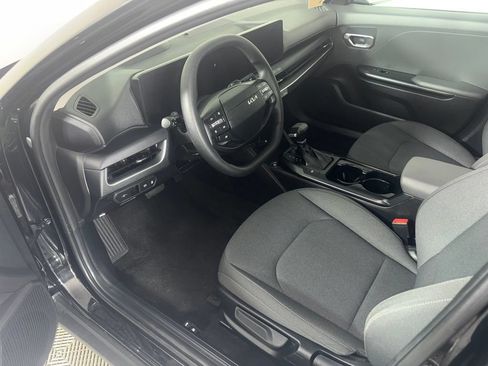 Certified 2025 Kia K4 FWD image 11