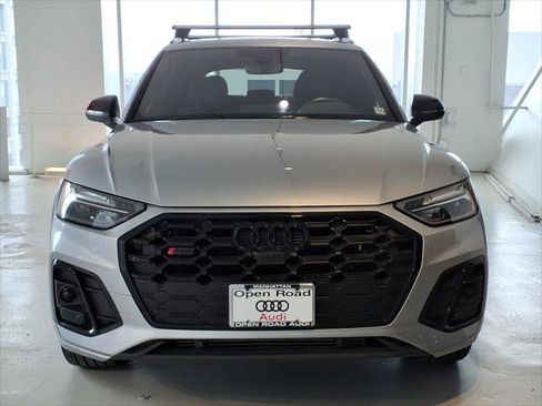 Certified 2023 Audi SQ5 Premium Plus w/ Premium Plus Package AWD/4WD image 2