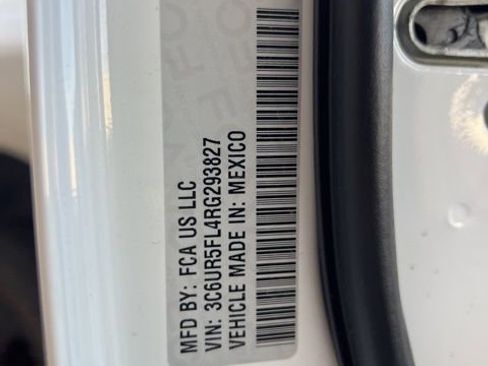 Used 2024 RAM 2500 Laramie w/ Night Edition image 28