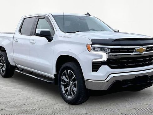 Used 2023 Chevrolet Silverado 1500 LT image 1