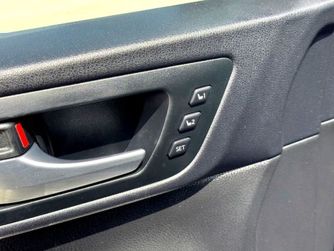 Used 2016 Toyota Highlander Limited w/ Protection Package #3 image 16