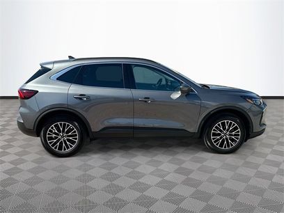 Used 2025 Ford Escape SE w/ PHEV Premium Package