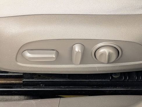 Used 2023 Chevrolet Malibu LT FWD image 13