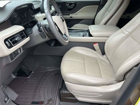 Certified 2022 Lincoln Aviator Reserve w/ Equipment Group 201A RWD image 22