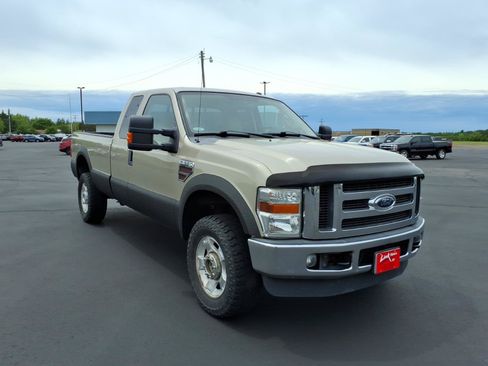 Used 2010 Ford F350 XLT AWD/4WD image 8
