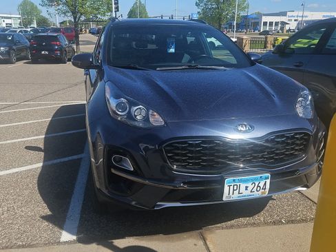 Used 2020 Kia Sportage S w/ S Sunroof Package AWD/4WD image 2