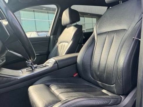 Used 2021 BMW X7 xDrive40i AWD/4WD image 14