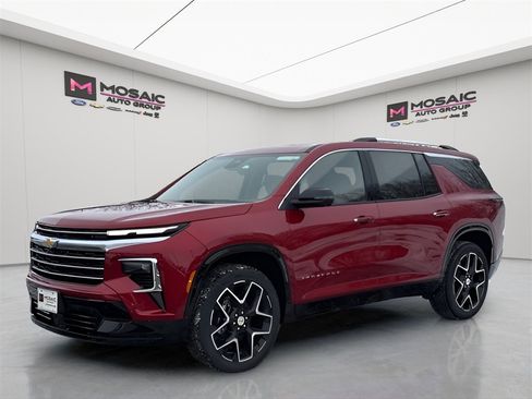 New 2026 Chevrolet Traverse High Country image 3