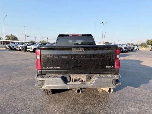 Used 2022 Chevrolet Silverado 2500 LT w/ Convenience Package AWD/4WD image 4