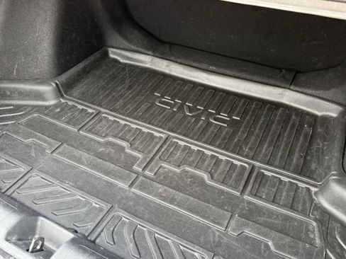 Used 2022 Honda Civic Sport image 32