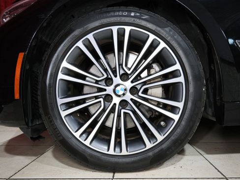 Used 2020 BMW 530i RWD image 7