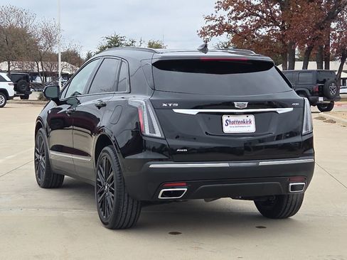 Used 2022 Cadillac XT5 Sportv w/ Technology Package image 6