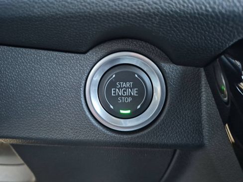 Certified 2024 Chevrolet Traverse Z71 AWD/4WD image 17