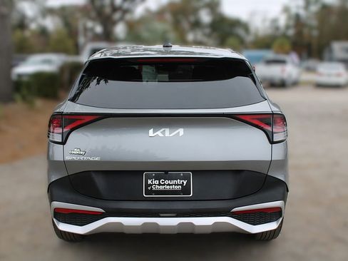 Certified 2024 Kia Sportage LX image 8