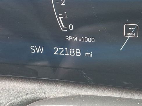 Used 2024 Cadillac XT4 Sport AWD/4WD image 19