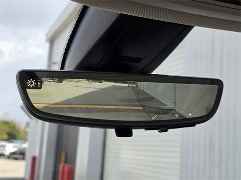 Used 2023 GMC Acadia Denali w/ Denali Ultimate Package image 17