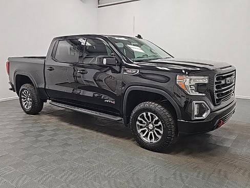 Used 2022 GMC Sierra 1500 AT4 w/ AT4 Premium Package image 2