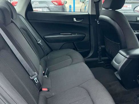 Used 2020 Kia Optima LX image 23