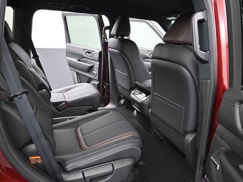 Used 2026 Nissan Armada SL w/ Captain's Chari Seat Package RWD image 18