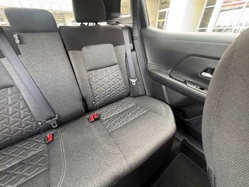 Used 2025 Nissan Kicks SV FWD image 35