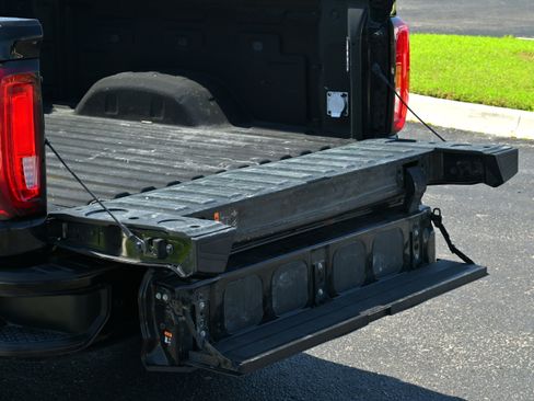 Used 2022 GMC Sierra 2500 AT4 w/ AT4 Preferred Package image 33