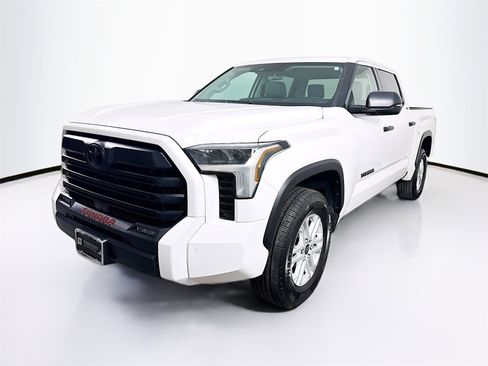 Used 2023 Toyota Tundra SR5 image 3