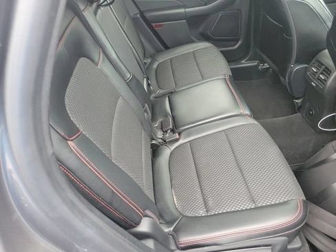 Used 2024 Ford Escape ST-Line w/ Tech Pack #1 AWD/4WD image 9