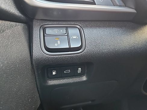Used 2020 Kia Optima S FWD image 36