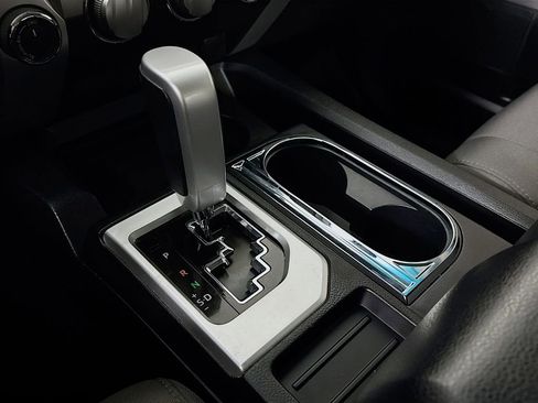 Used 2017 Toyota Tundra SR5 w/ TRD Off Road Package image 15