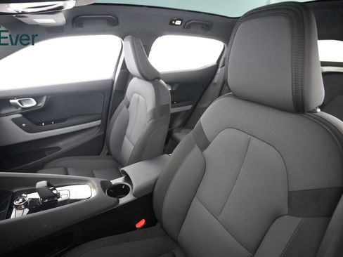 Used 2023 Polestar Polestar 2 w/ Pilot Pack AWD/4WD image 4